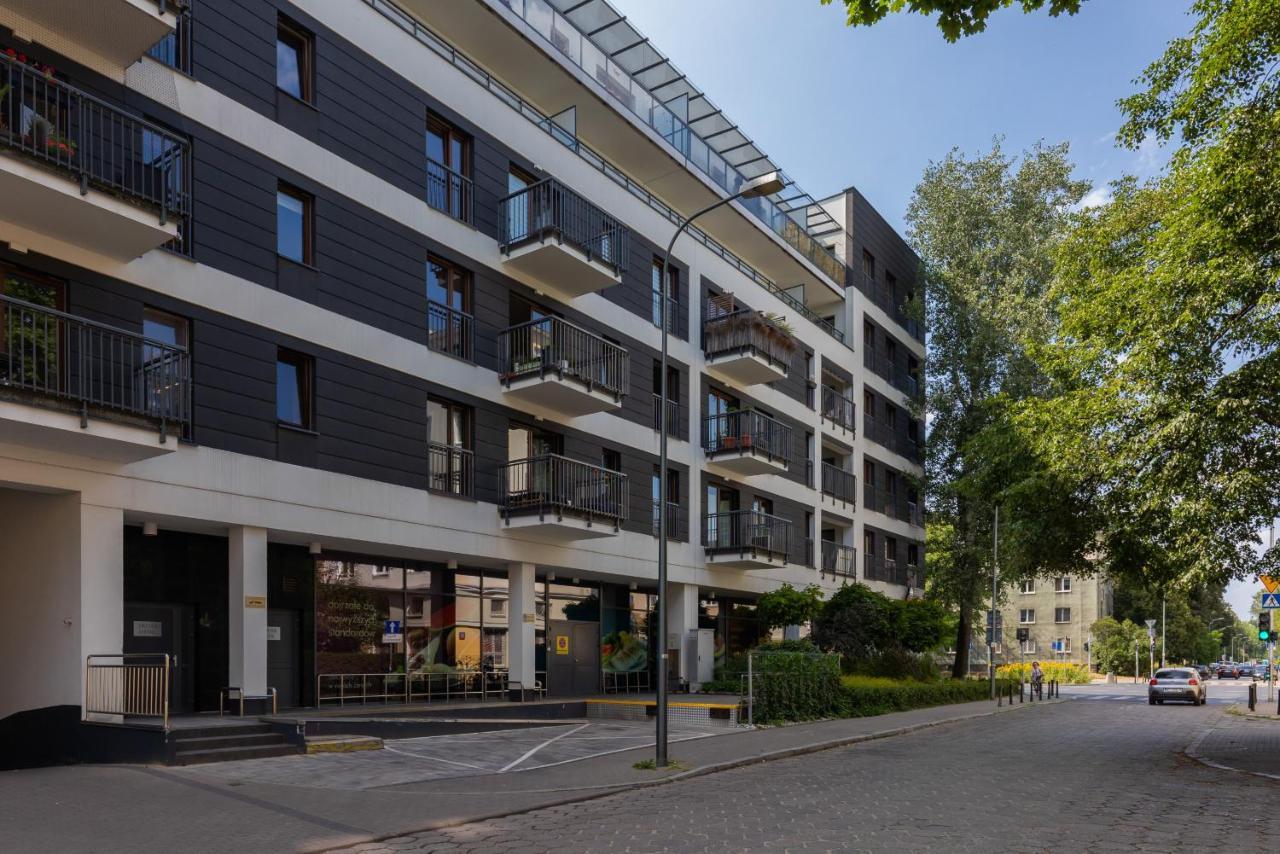 Stylish & Trendy 1 Bedroom Apartment Wola With Parking By Renters Varsóvia Exterior foto